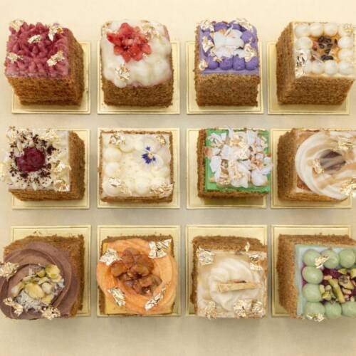 Box of 12 Medovik Flavours - $100